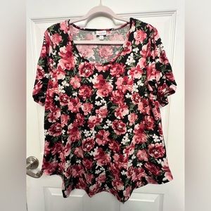 LulaRoe size Large pink and black floral T with gathered sleeve